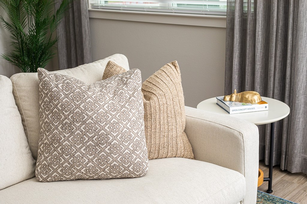 Source URL: https://medialibrarycf.entrata.com/17413/MLv3/3/27/2024/06/12/100135/6669c65f723de0.34699912763.jpg