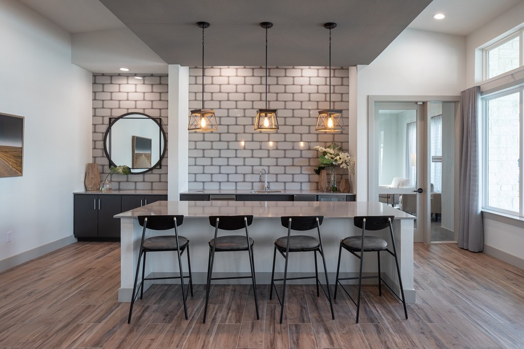 Source URL: https://medialibrarycf.entrata.com/17413/MLv3/3/27/2024/06/12/100120/6669c6503dd1e3.68437568153.jpg