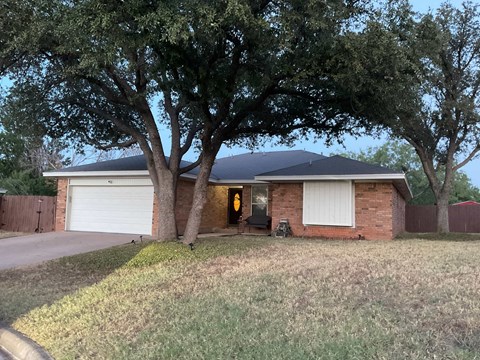 8017 Weehunt Ct., 3 Beds Apartment for Rent