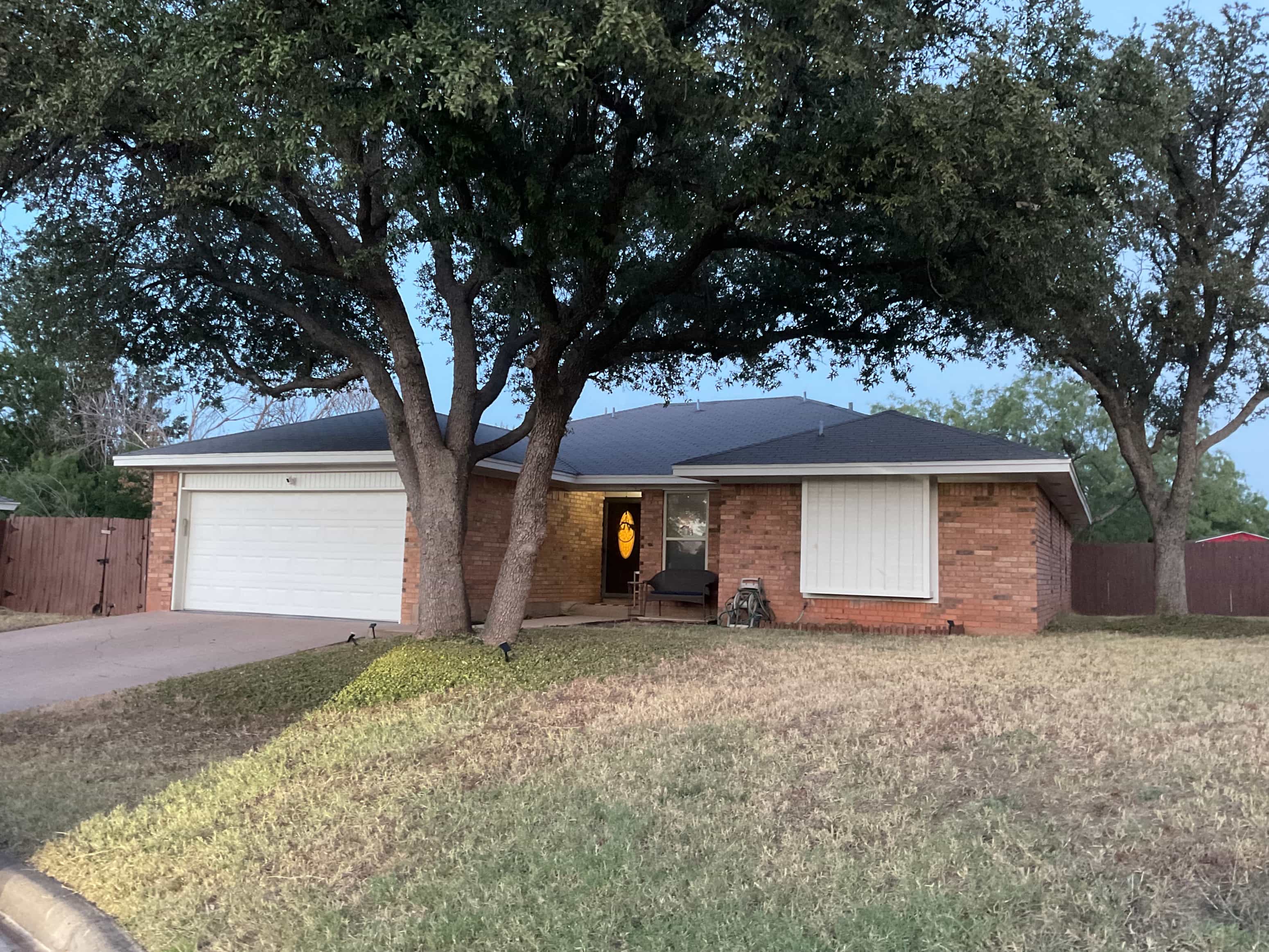 8017 Weehunt Ct., 3 Beds House for Rent - Photo gallery 2