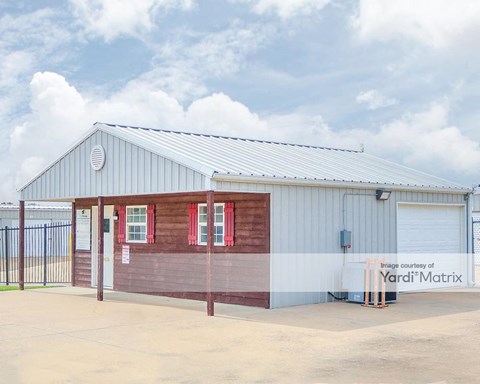 Storage Units for Rent available at 916 Taylor Drive, Bartlesville, OK 74006