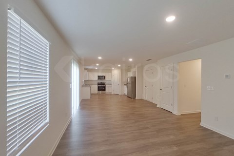 109 Flat Rock Mill Trl 4 Beds Apartment for Rent