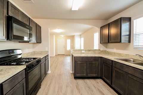 13141 Northwest Fwy.? 3-4 Beds Apartment, Conventional, Conventional, Conventional, Conventional, Conventional, Conventional for Rent - Photo Gallery 4