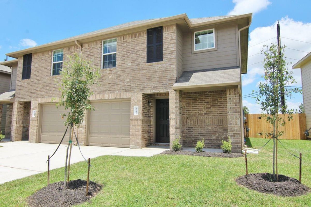 Ashford Point Villas Duplexes Apartments