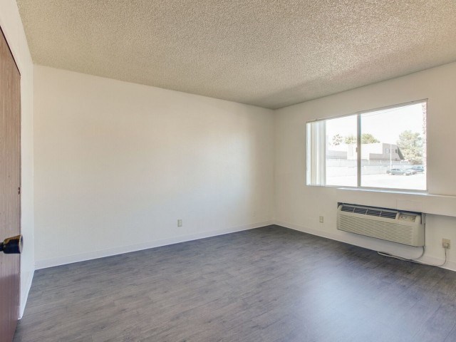 Source URL: https://medialibrarycf.entrata.com/13886/MLv3/3/27/2022/4/12/10959/5af66ffb05b4a1.28110850675.jpg