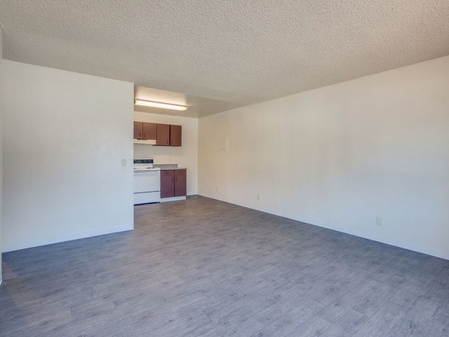 Source URL: https://medialibrarycf.entrata.com/13886/MLv3/3/27/2022/4/12/10978/5af67072e41ab7.04698565259.jpg