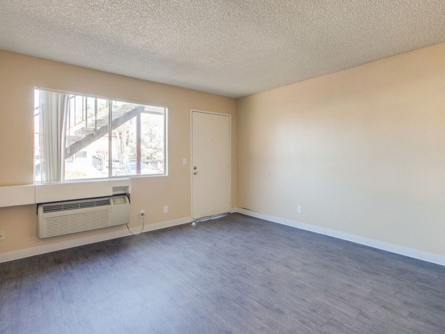 Source URL: https://medialibrarycf.entrata.com/13886/MLv3/3/27/2022/4/12/10979/5af670770e5094.52287385599.jpg