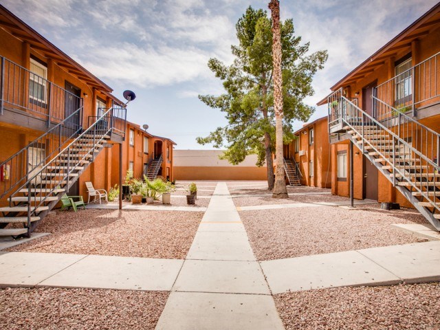 Source URL: https://medialibrarycf.entrata.com/13886/MLv3/3/27/2022/4/12/10761/59d1b432a3433169.jpg