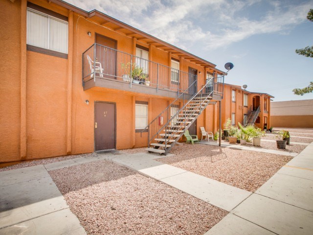 Source URL: https://medialibrarycf.entrata.com/13886/MLv3/3/27/2022/4/12/10758/59d1b418b2413197.jpg