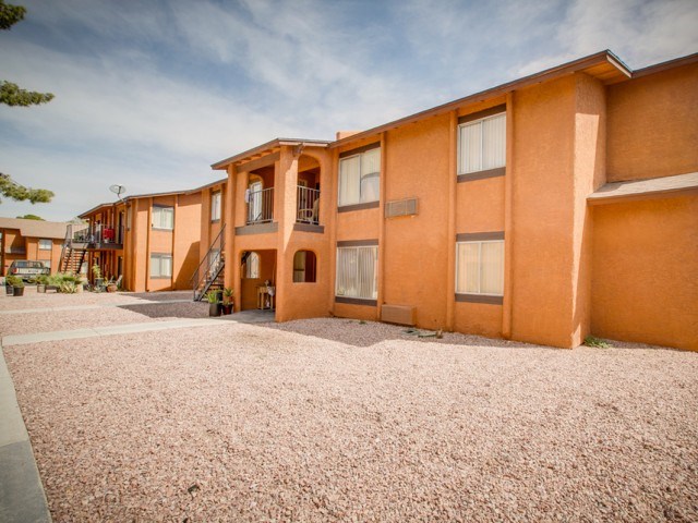 Source URL: https://medialibrarycf.entrata.com/13886/MLv3/3/27/2022/4/12/10759/59d1b422b3558480.jpg