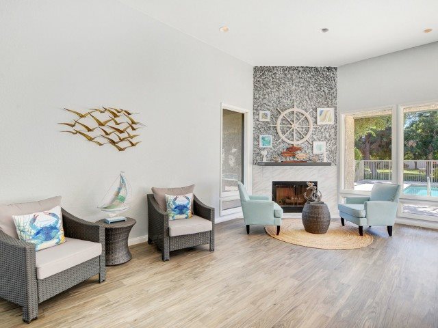 Villas East Apartments