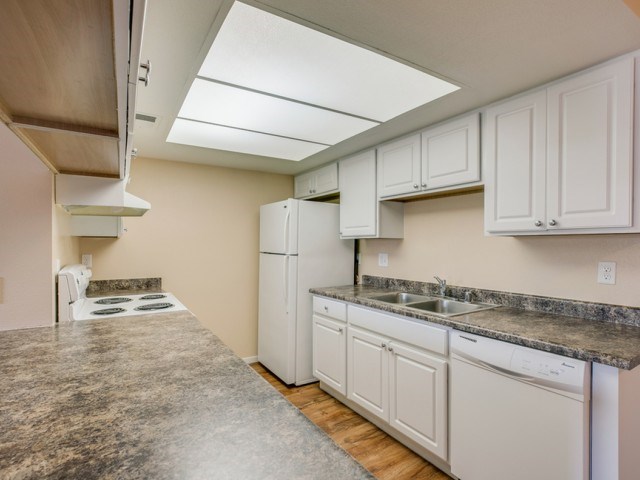 Source URL: https://medialibrarycf.entrata.com/13886/MLv3/3/27/2022/4/12/10856/5a128d8f966aa938.jpg