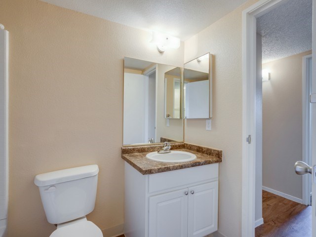 Source URL: https://medialibrarycf.entrata.com/13886/MLv3/3/27/2022/4/12/10858/5a128d9a8e089606.jpg