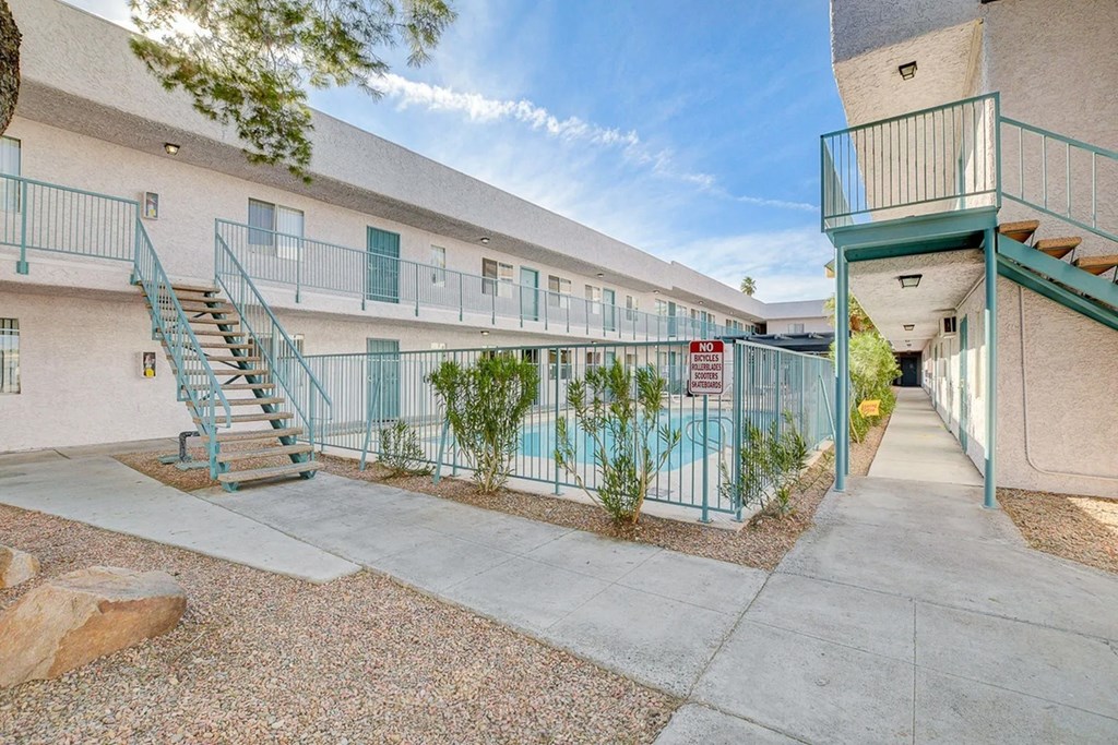 Source URL: https://medialibrarycf.entrata.com/13886/MLv3/3/27/2024/04/25/104622/662b319e9861a6.15579460952.jpg