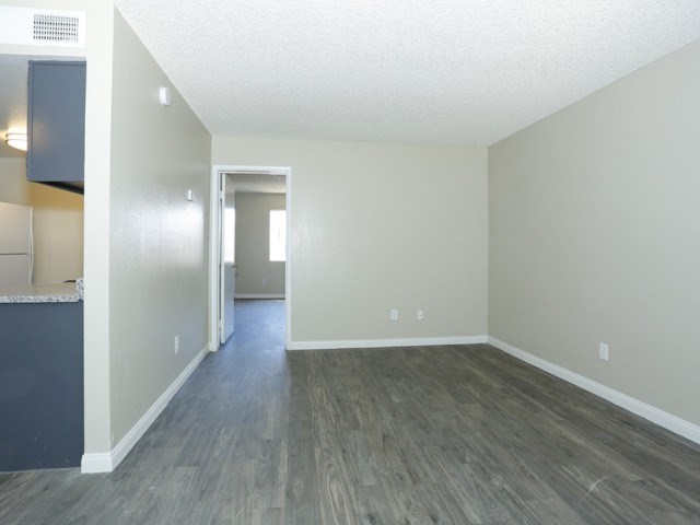 Source URL: https://medialibrarycf.entrata.com/13886/MLv3/3/27/2022/4/12/11065/5b79262e45aef5.59177853491.jpg