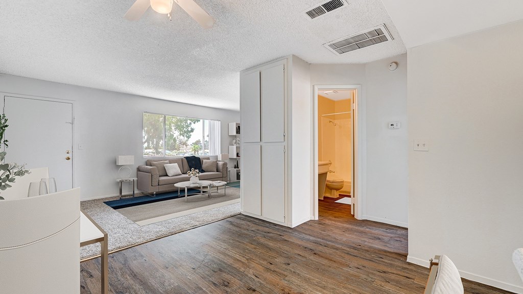 Source URL: https://medialibrarycf.entrata.com/13886/MLv3/3/27/2023/07/08/063129/64a9ffe1731e75.23534408919.jpg