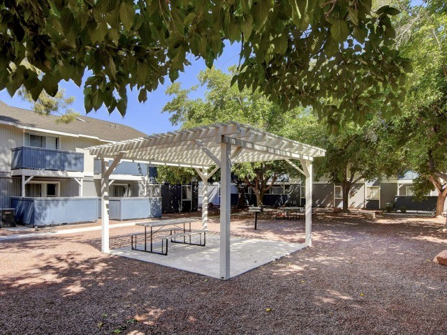 Source URL: https://medialibrarycf.entrata.com/13886/MLv3/3/27/2022/4/12/11178/5d5b83d2b00575.24806582875.jpg