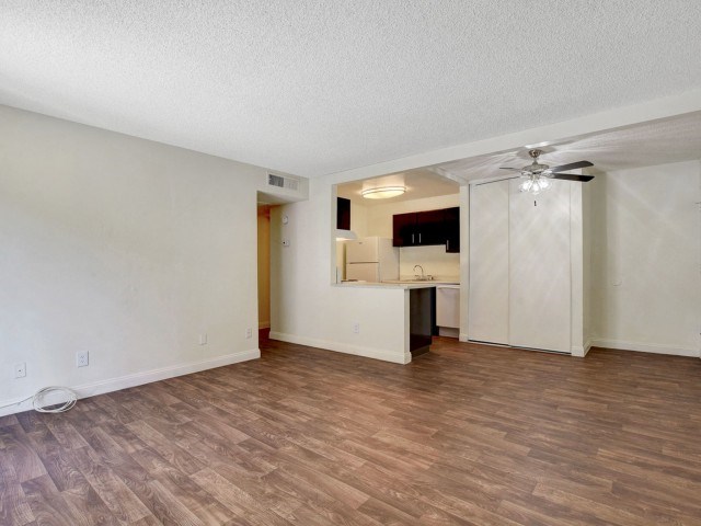 Source URL: https://medialibrarycf.entrata.com/13886/MLv3/3/27/2022/4/12/11171/5d5b83a4346871.51178634812.jpg