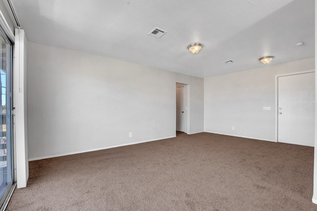 Source URL: https://medialibrarycf.entrata.com/13886/MLv3/3/27/2022/12/12/065045/6397da7443cd51.28119373403.jpg