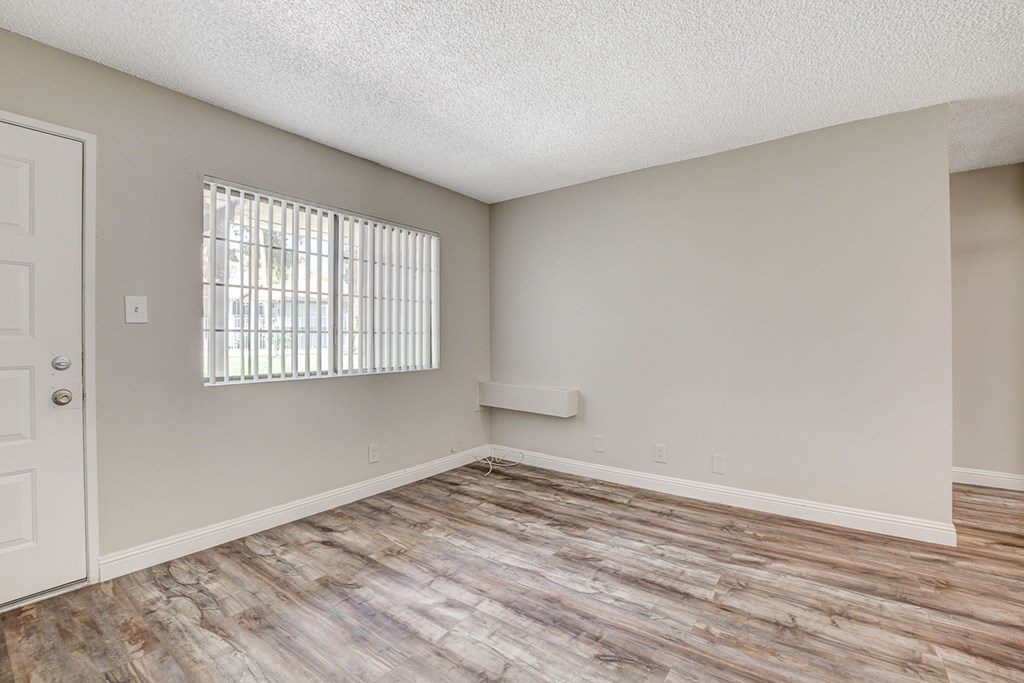 Source URL: https://medialibrarycf.entrata.com/13886/MLv3/3/27/2023/08/14/040534/64daa52e070040.90551961189.jpg