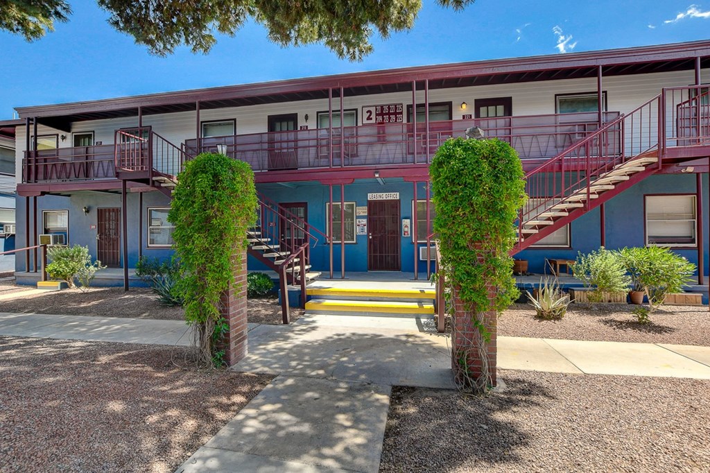 Source URL: https://medialibrarycf.entrata.com/13886/MLv3/3/27/2023/05/16/045249/646409419c5967.99555833724.jpg