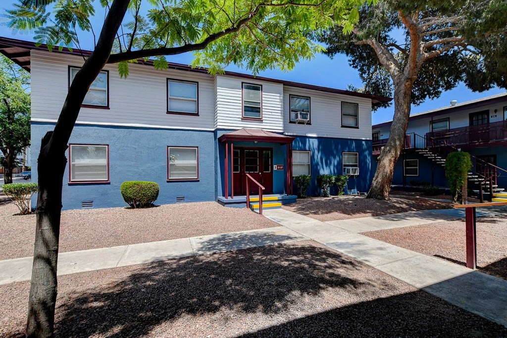 Source URL: https://medialibrarycf.entrata.com/13886/MLv3/3/27/2023/05/16/045303/6464094f25af22.33301157680.jpg