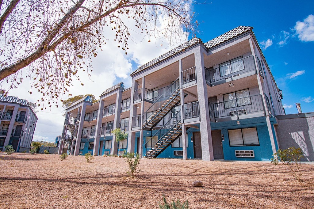 Source URL: https://medialibrarycf.entrata.com/13886/MLv3/3/27/2024/04/01/052553/660b4281228537.74830448821.jpg