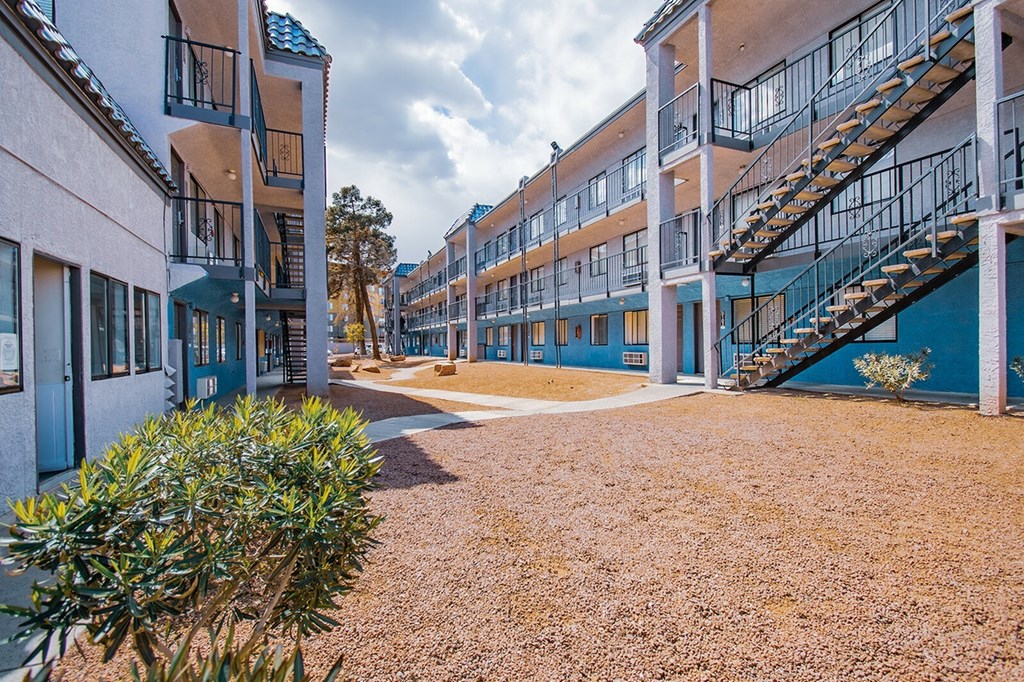 Source URL: https://medialibrarycf.entrata.com/13886/MLv3/3/27/2024/04/01/052554/660b4282bb3637.93517521998.jpg