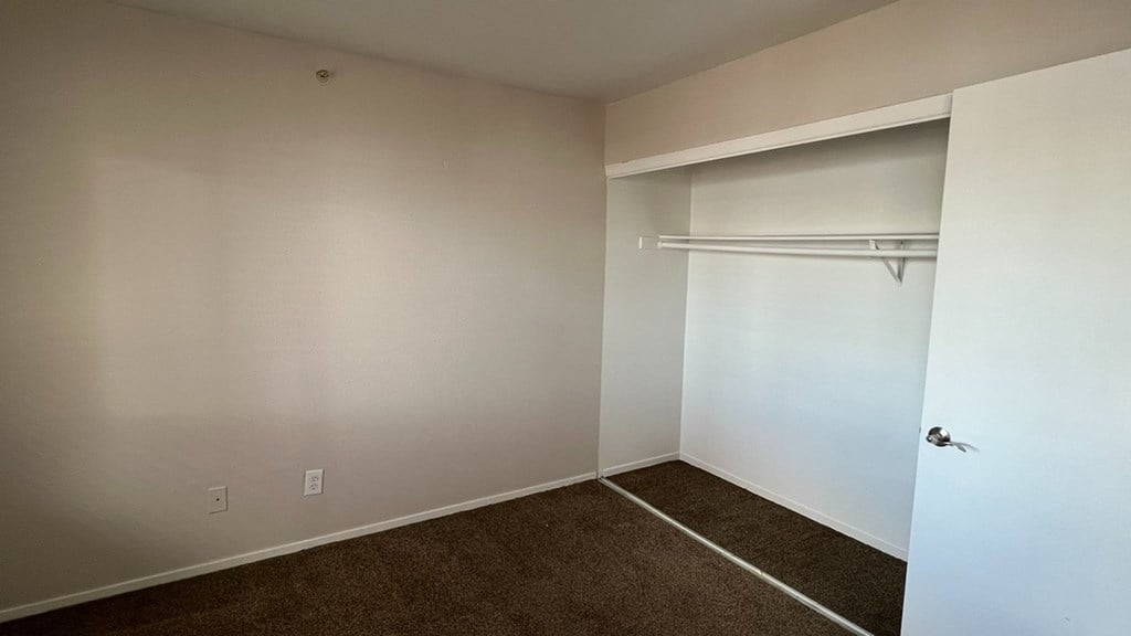 Source URL: https://medialibrarycf.entrata.com/13886/MLv3/3/27/2023/10/05/021412/651e70541c6a59.92447738314.jpg