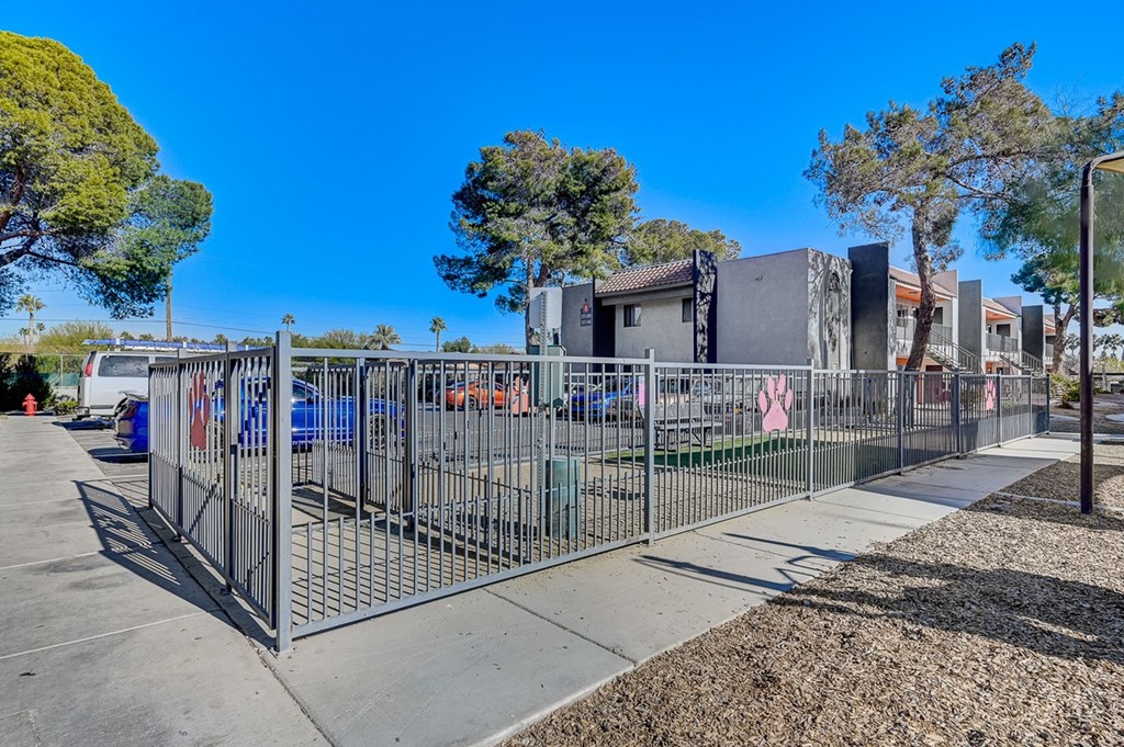 Source URL: https://medialibrarycf.entrata.com/13886/MLv3/3/27/2023/12/27/084909/658cf03521f531.36789750118.jpg