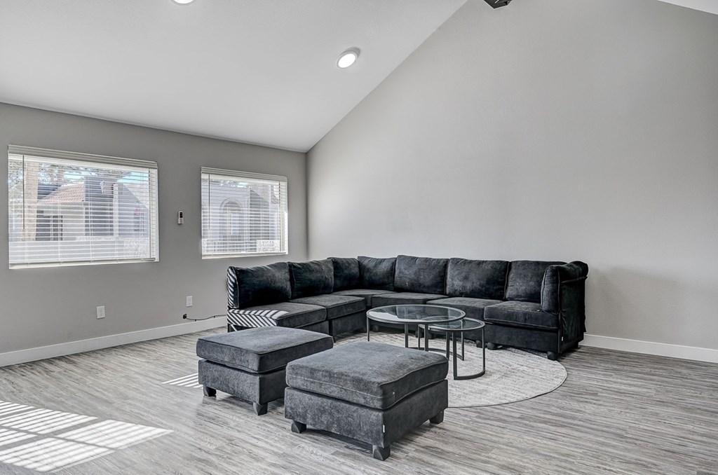 Source URL: https://medialibrarycf.entrata.com/13886/MLv3/3/27/2023/12/27/084841/658cf0191895c0.09346537215.jpg