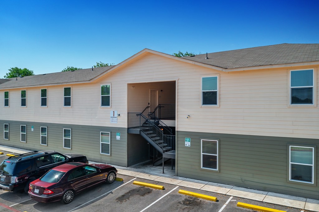 Source URL: https://medialibrarycf.entrata.com/100376/MLv3/3/27/2024/07/26/034619/66a41929f2e757.89113218799.jpg