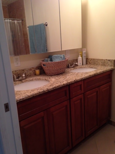1498 Findlay Street 3 Beds Apartment for Rent