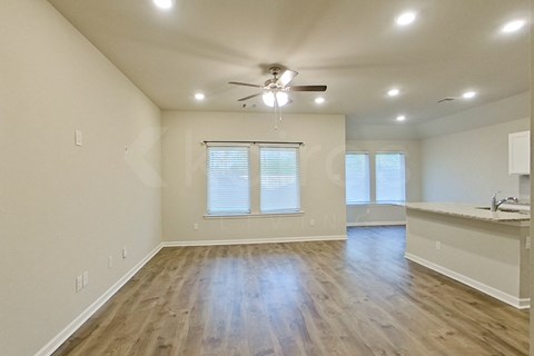 112 Yardley Ct 3 Beds Apartment for Rent