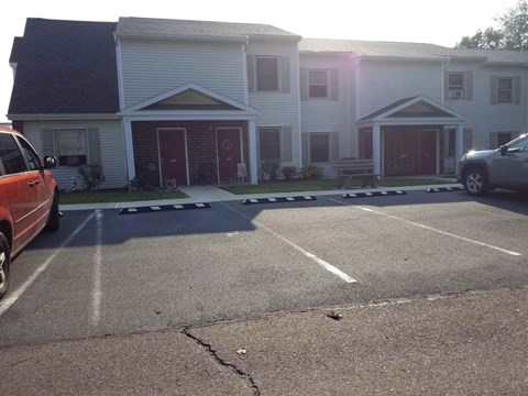 Spring Hill Manor Apartments