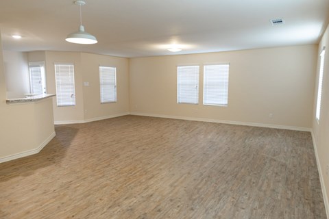 13141 Northwest Fwy.? 3-4 Beds Apartment, Conventional, Conventional, Conventional, Conventional, Conventional, Conventional for Rent - Photo Gallery 4