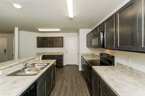 13141 Northwest Fwy.? 3-4 Beds Apartment, Conventional, Conventional, Conventional, Conventional, Conventional, Conventional for Rent - Photo Gallery 2