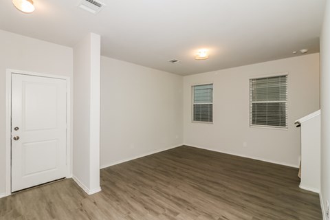 13141 Northwest Fwy.? 2-4 Beds Apartment, Conventional, Conventional, Conventional, Conventional, Conventional, Conventional for Rent - Photo Gallery 4