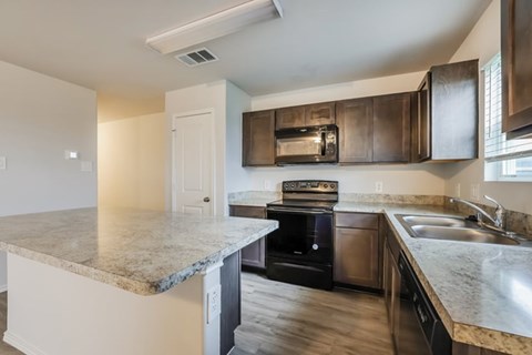 13141 Northwest Fwy.? 2-4 Beds Apartment, Conventional, Conventional, Conventional, Conventional, Conventional, Conventional for Rent - Photo Gallery 21