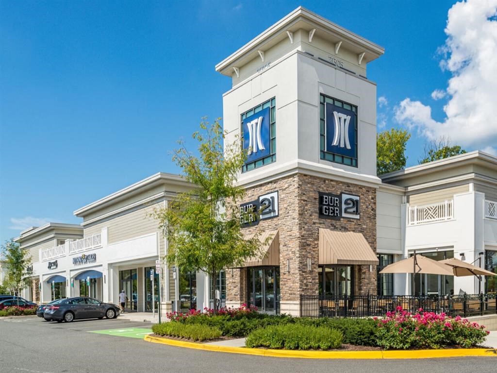 the building in which the hotel is located