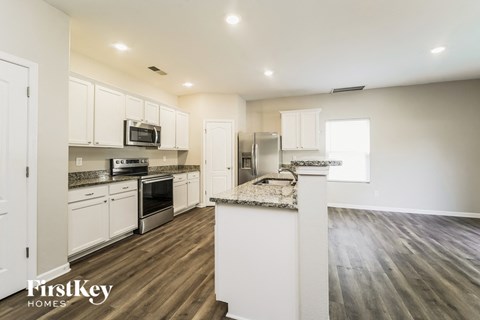 969 Joselynn Drive 3 Beds Apartment for Rent