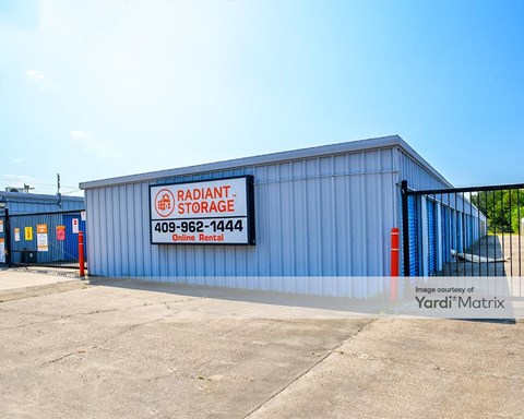 Storage Units for Rent available at 6111 Gulfway Drive, Groves, TX 77619