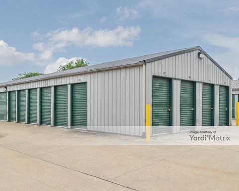 Storage Units for Rent available at 306 West Center Road, Kokomo, IN 46902