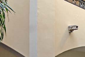 West Curson courtyard 1333 N Curson Ave Studio-3 Beds Apartment for Rent - Photo Gallery 2