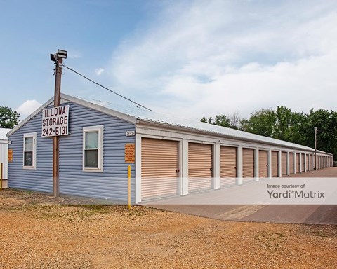Storage Units for Rent available at 1723 14Th Avenue South, Clinton, IA 52732