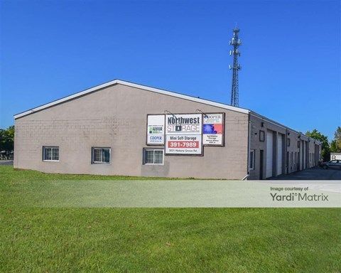 Storage Units for Rent available at 3031 Hickory Grove Road, Davenport, IA 52806