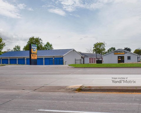 Storage Units for Rent available at 6520 Northwest Blvd, Davenport, IA 52806