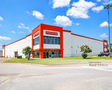 Storage Units for Rent available at 4195 North Dowlen Road, Beaumont, TX 77706