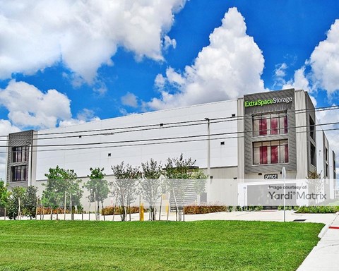 Storage Units for Rent available at 2312 South Division Avenue, Orlando, FL 32805