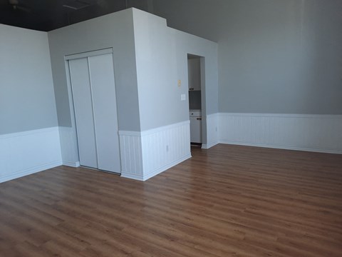 RESIDENTIAL 2 Beds Apartment for Rent - Photo Gallery 2